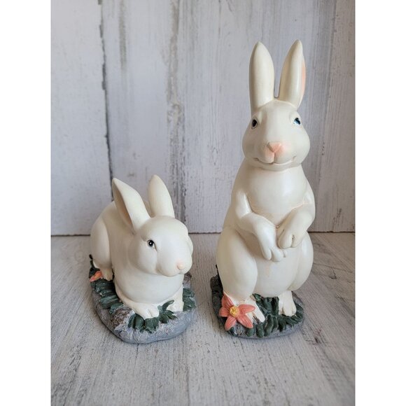 Vintage white bunny flower Easter rabbit home decor spring figure set - Picture 1 of 5